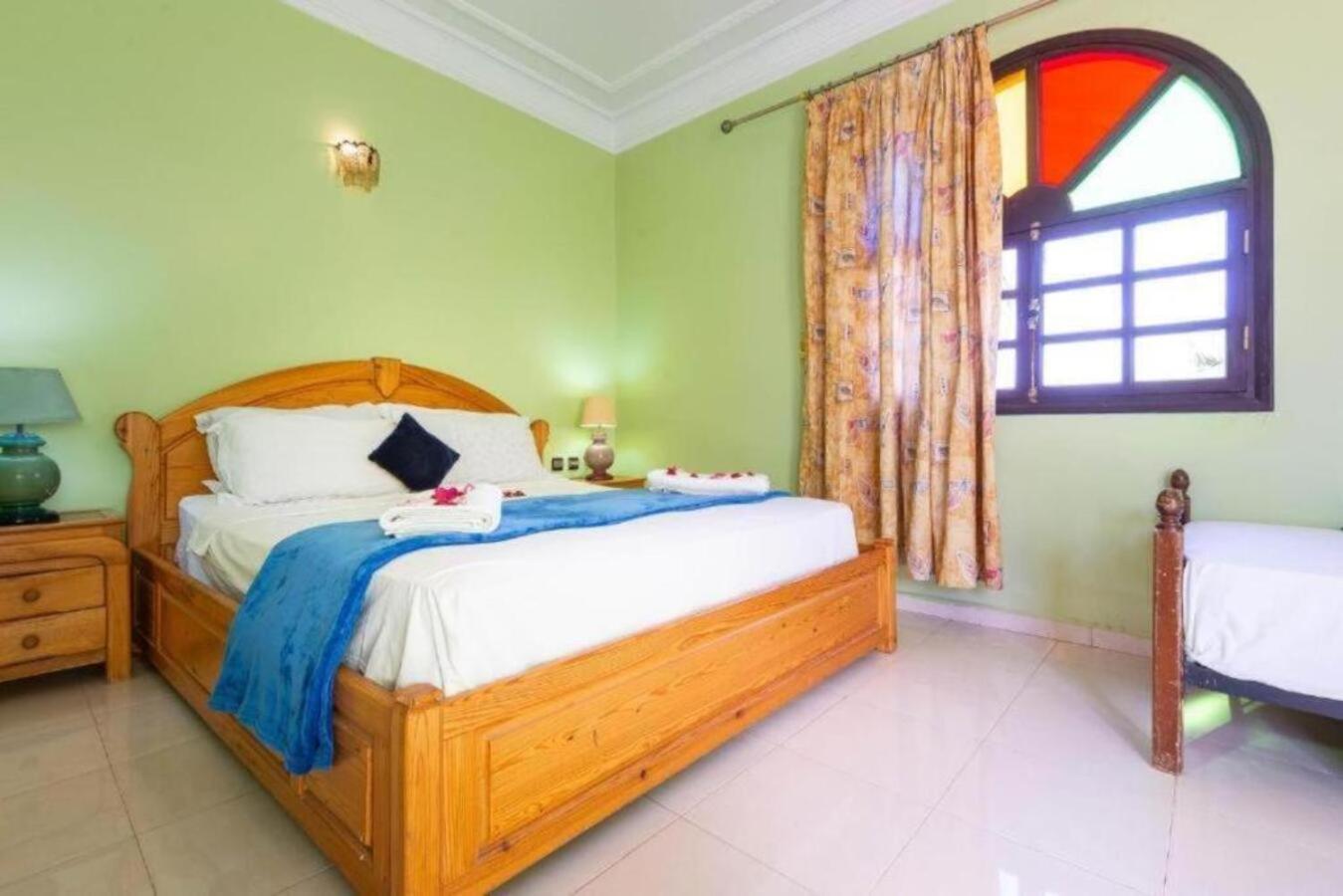 Sidi Abdallah Ghiat Riad Qodwa المظهر الخارجي الصورة