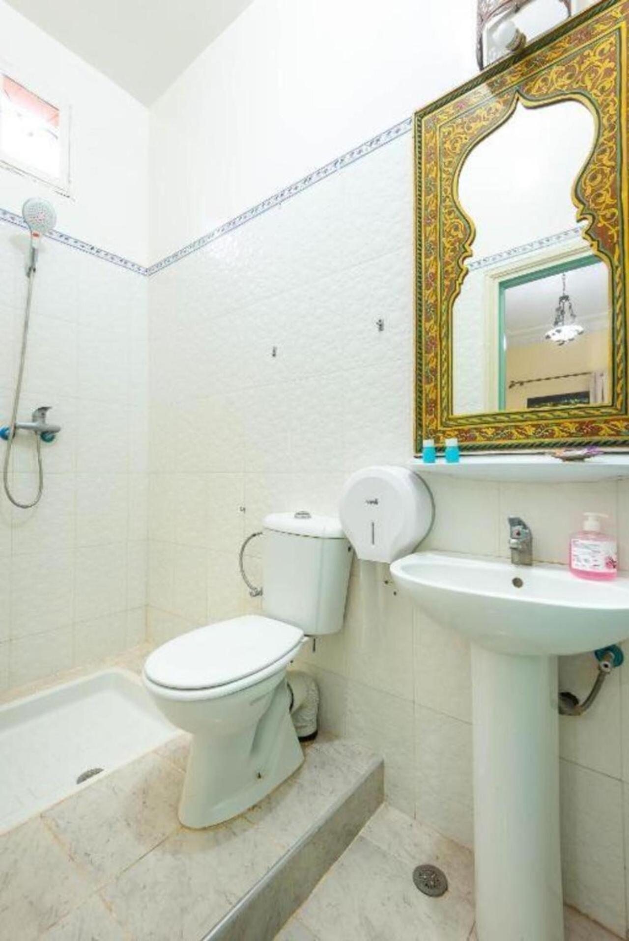 Sidi Abdallah Ghiat Riad Qodwa المظهر الخارجي الصورة