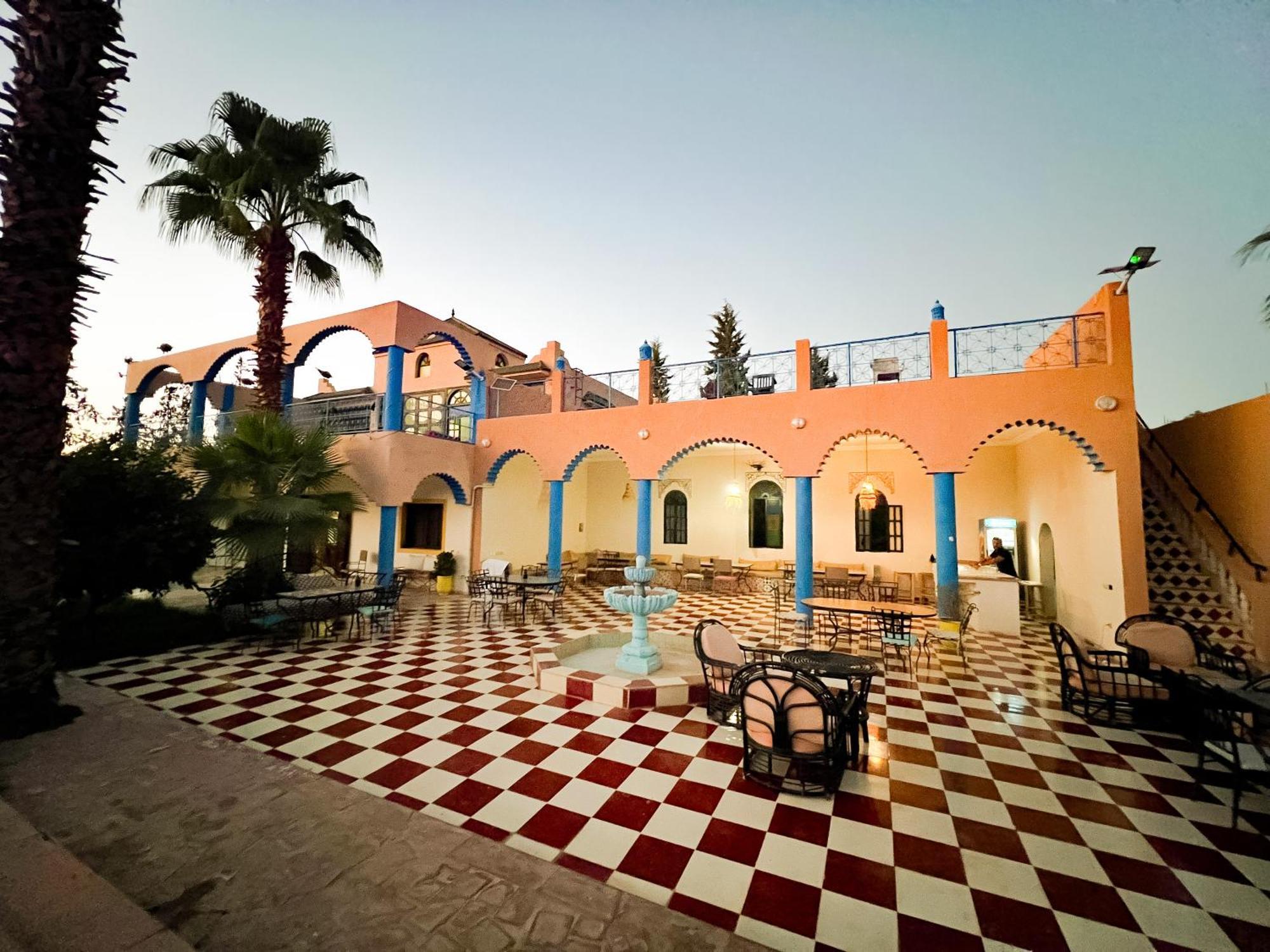 Sidi Abdallah Ghiat Riad Qodwa المظهر الخارجي الصورة